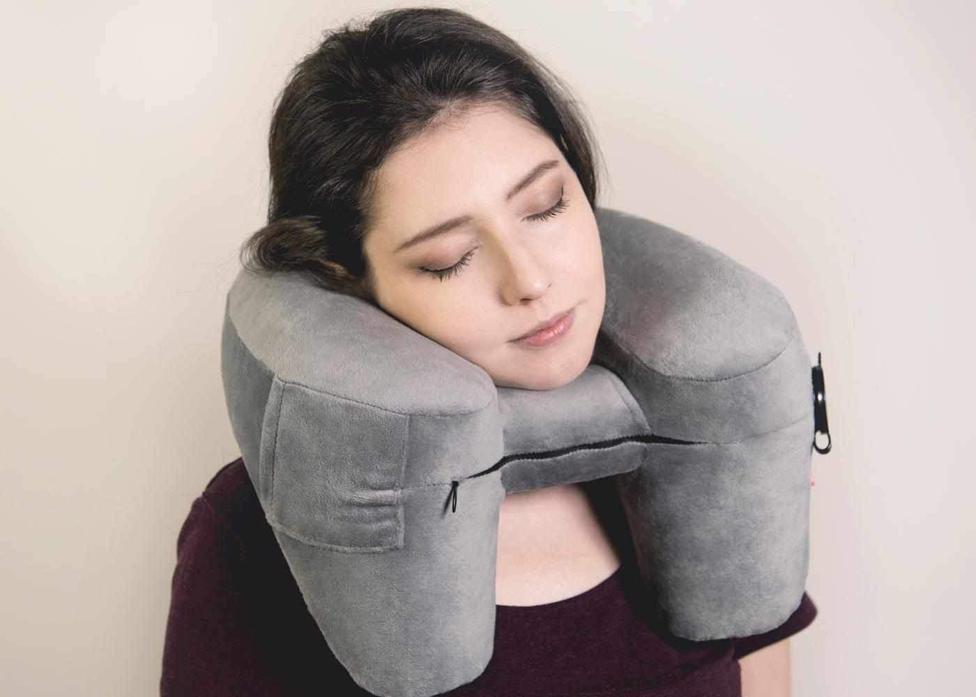 Mantae Travel Pillow